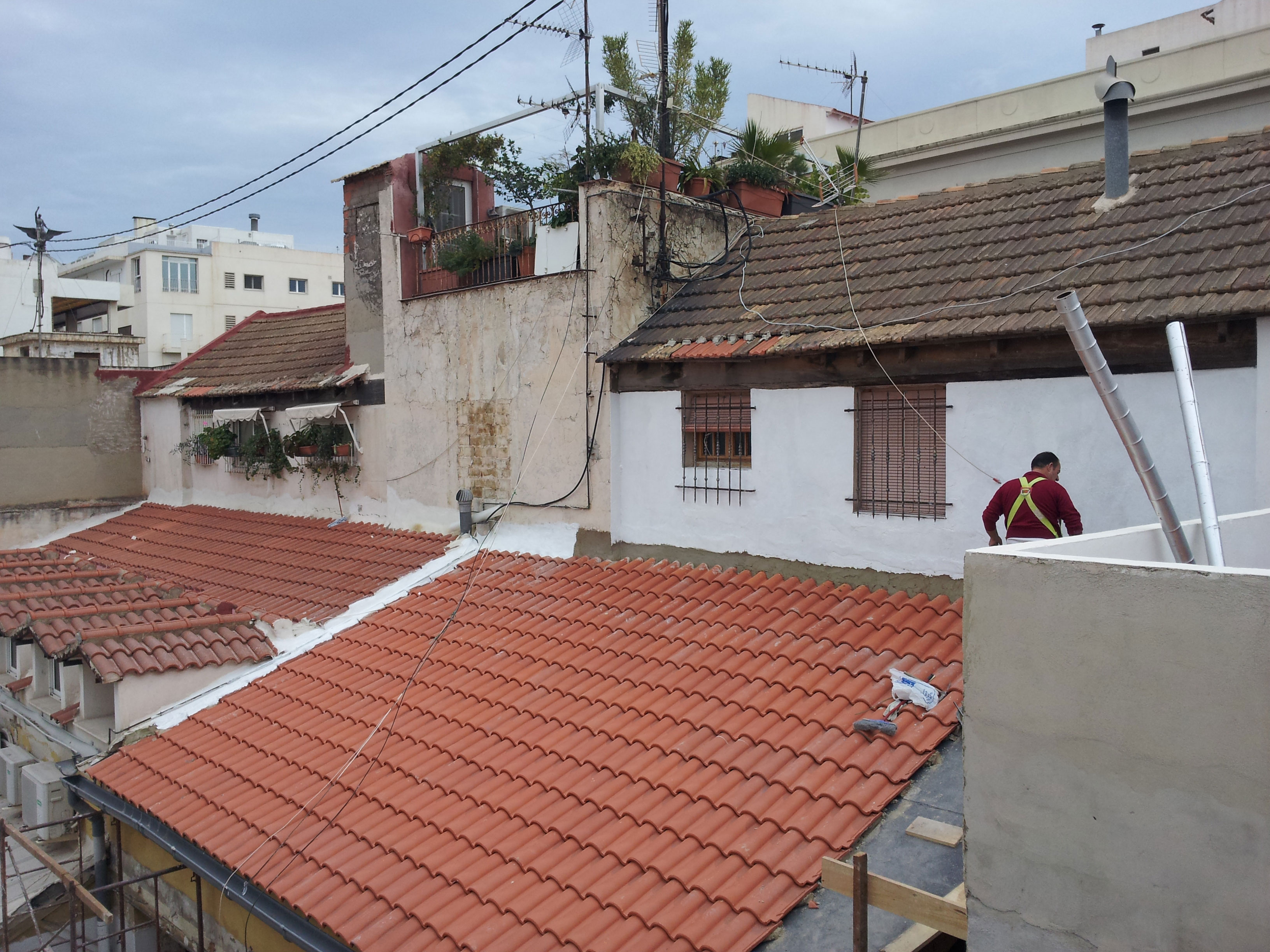 Reformas tejados y cubiertas en Alicante Empresa de obras y reformas en tejados y cubiertas precio en Alicante