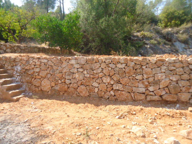 Construcción de muros de fabrica piedras presupuesto en Alicante